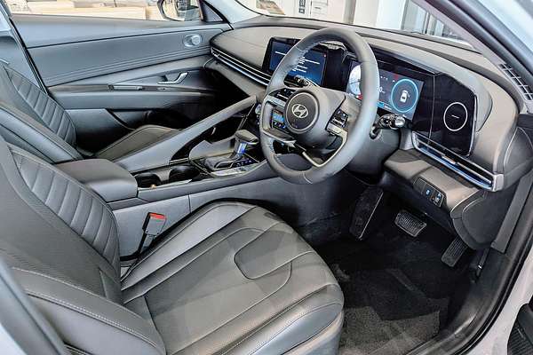 2024 Hyundai i30 Premium CN7.V2