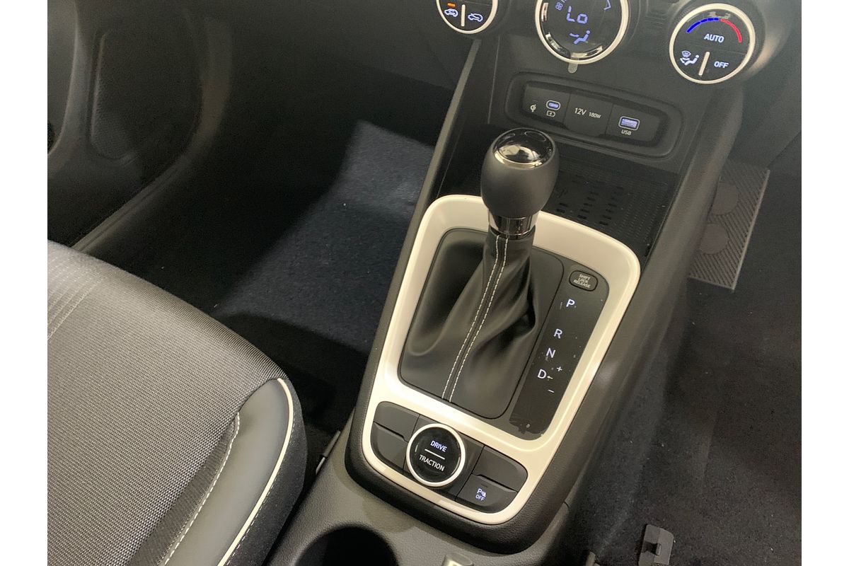 2024 Hyundai Venue Elite QX.V5