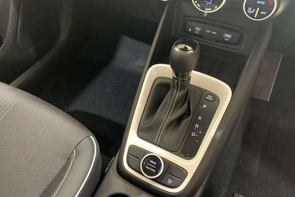 2024 Hyundai Venue Elite QX.V5