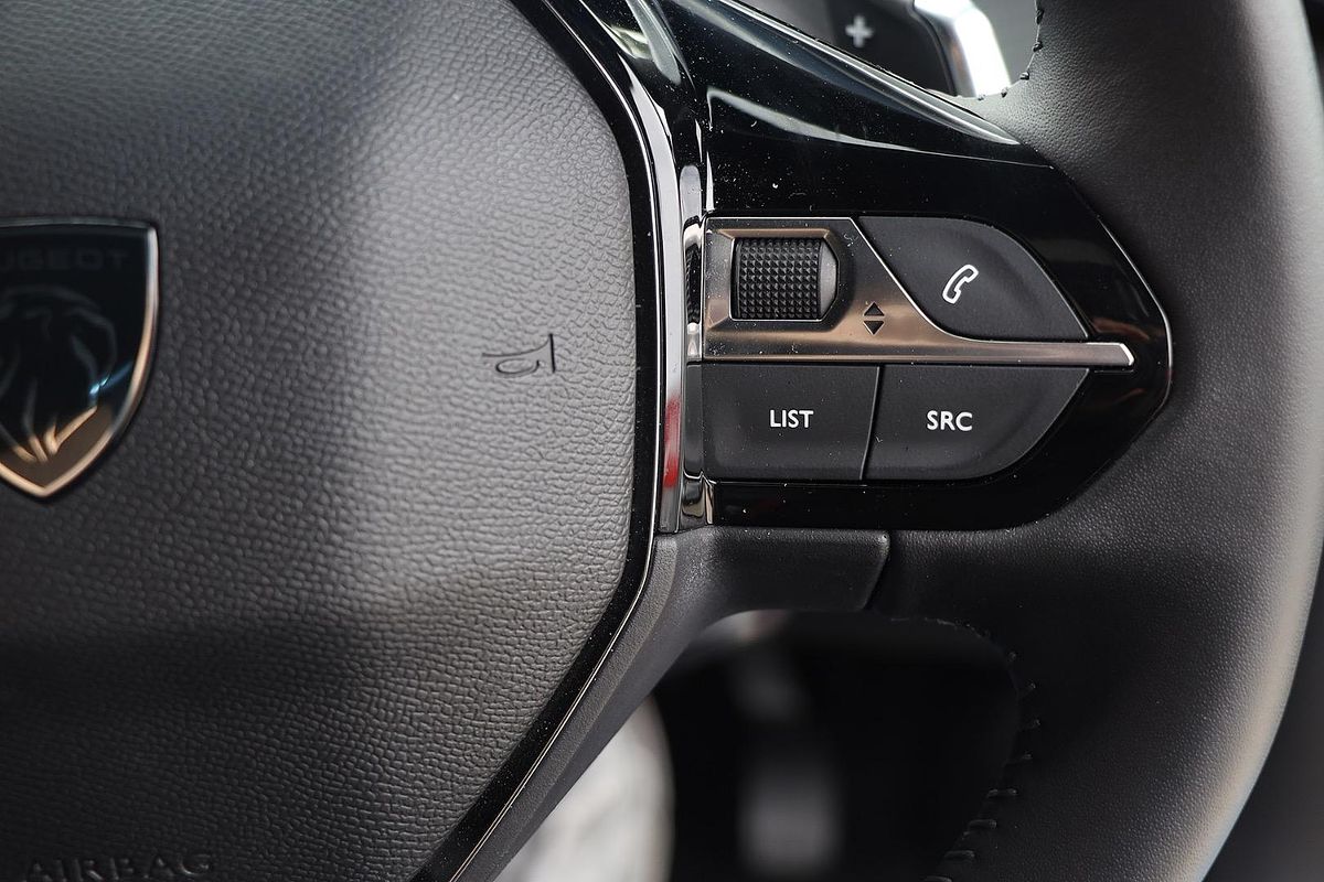 2023 Peugeot 2008 Allure P24