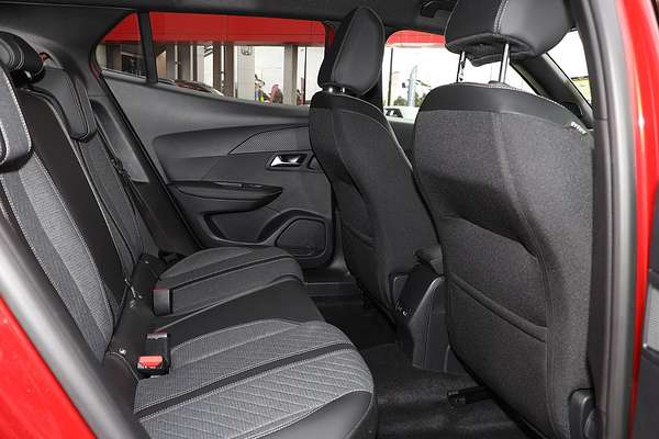 2023 Peugeot 2008 Allure P24