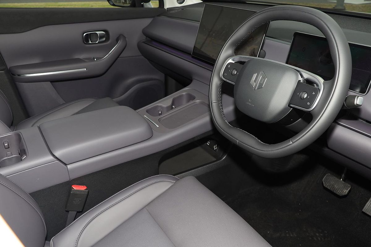 2024 Leapmotor C10 Design B11
