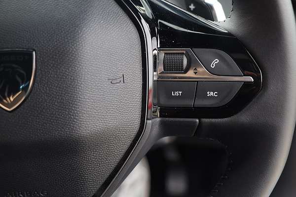 2023 Peugeot 2008 Allure P24