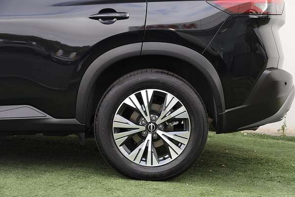 2024 Nissan X-TRAIL ST-L T33
