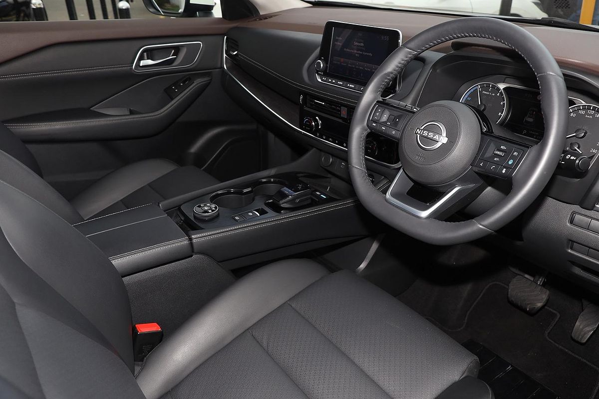 2024 Nissan X-TRAIL ST-L e-POWER T33