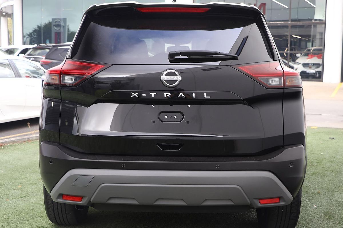 2024 Nissan X-TRAIL ST-L T33