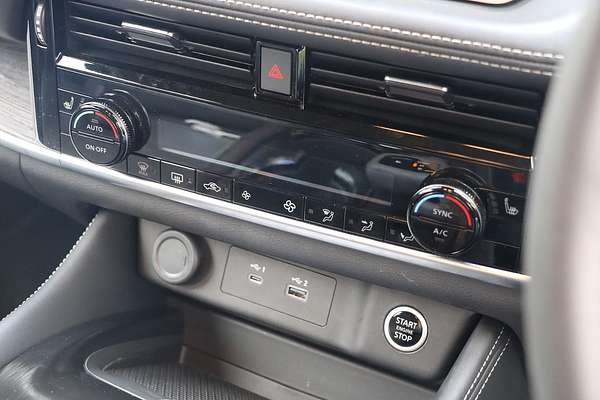 2024 Nissan X-TRAIL ST-L T33