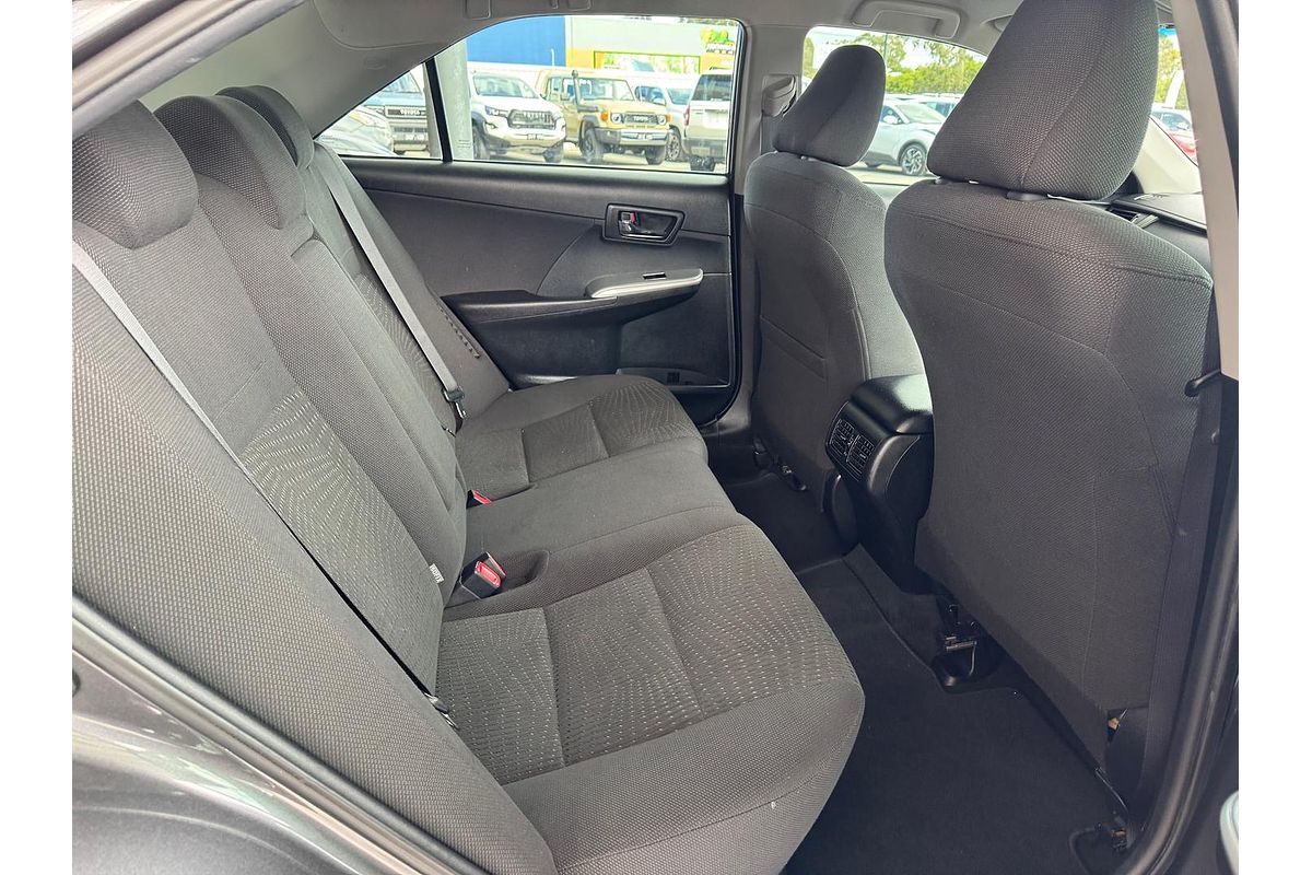 2017 Toyota Camry Atara S AVV50R
