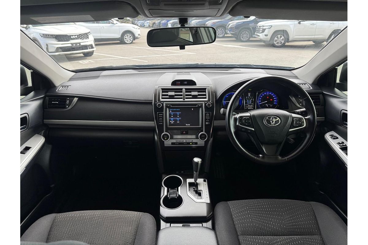 2017 Toyota Camry Atara S AVV50R
