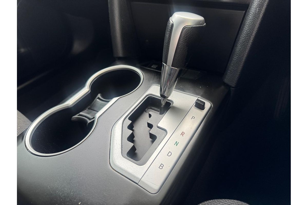 2017 Toyota Camry Atara S AVV50R