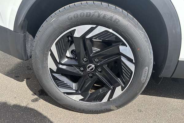 2025 Nissan QASHQAI ST-L J12