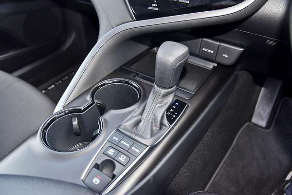 2024 Toyota Camry Ascent AXVH70R