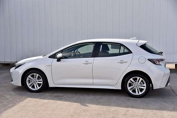 2022 Toyota Corolla Ascent Sport Hybrid ZWE211R