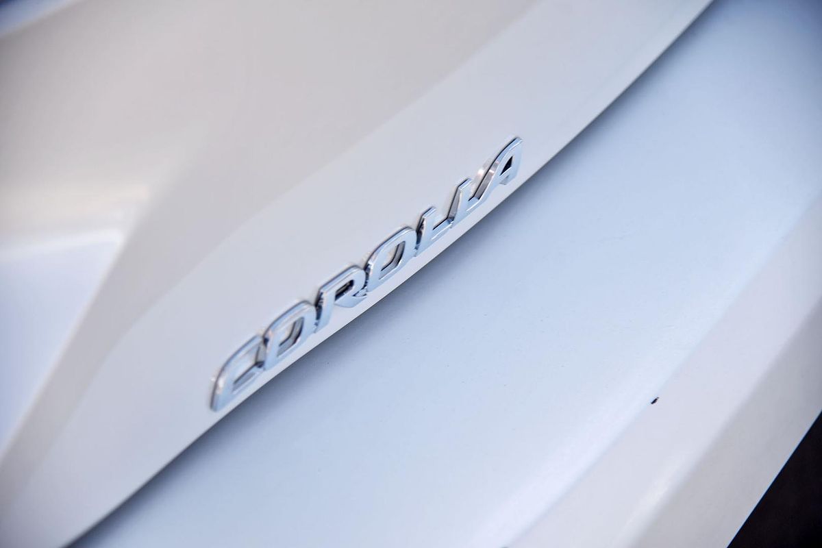 2022 Toyota Corolla Ascent Sport Hybrid ZWE211R