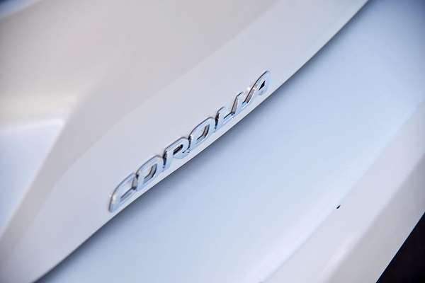 2022 Toyota Corolla Ascent Sport Hybrid ZWE211R