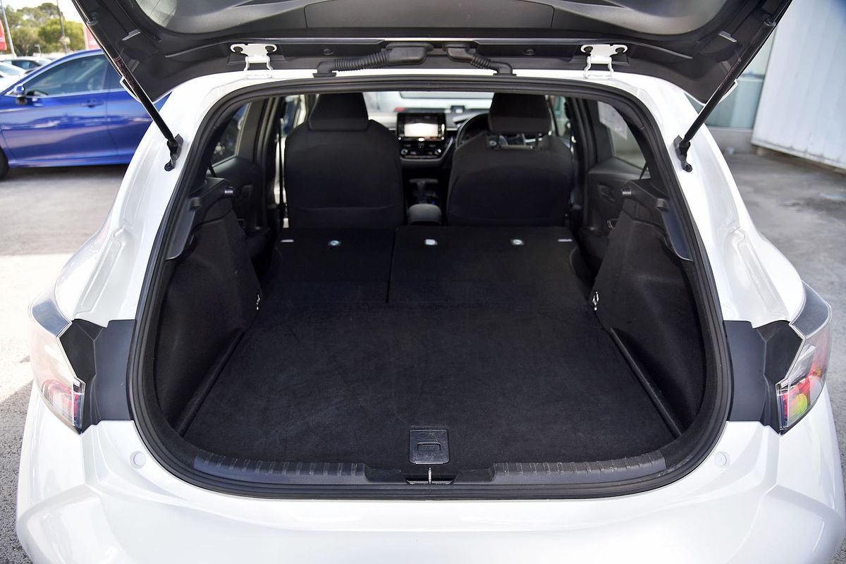 2022 Toyota Corolla Ascent Sport Hybrid ZWE211R