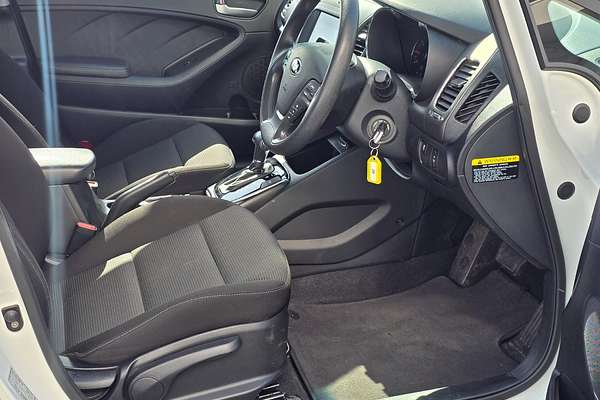 2017 Kia Cerato S YD