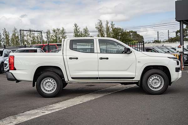 2024 Mitsubishi Triton GLX MV Rear Wheel Drive