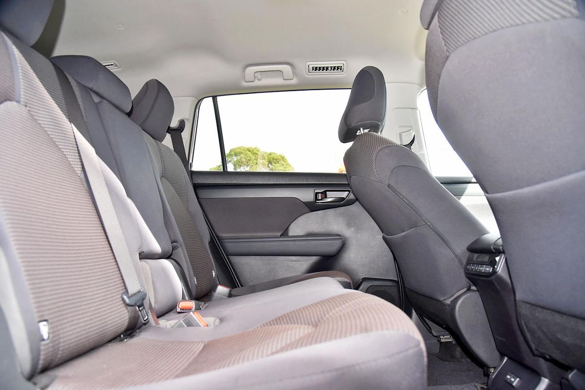 2023 Toyota Kluger GX TXUA70R