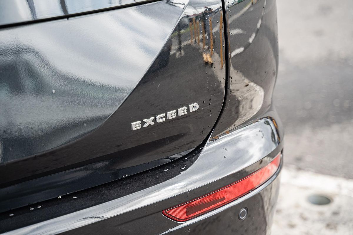 2024 Mitsubishi Outlander Exceed ZM