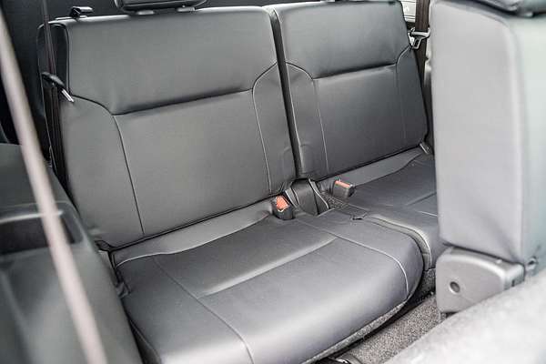 2024 Mitsubishi Outlander Exceed ZM
