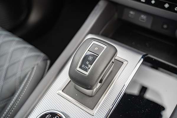 2024 Mitsubishi Outlander Exceed ZM