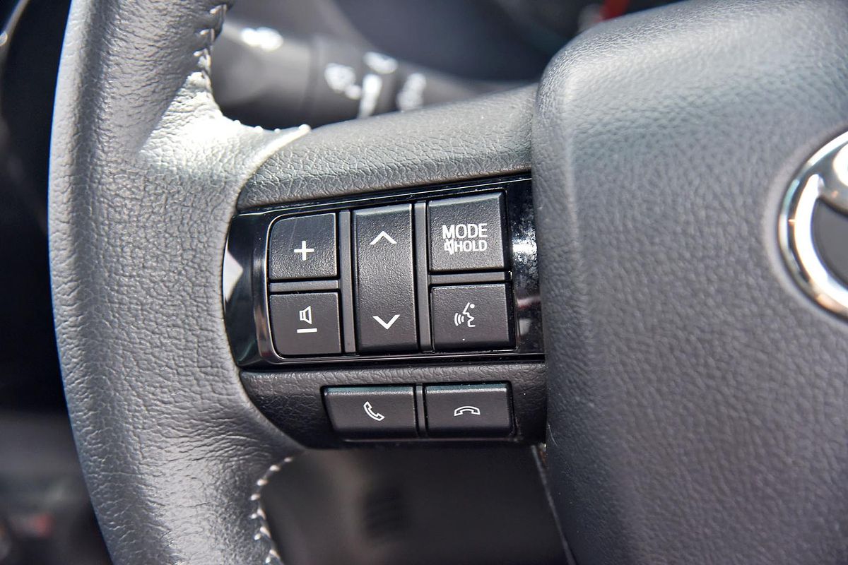 2020 Toyota Hilux Rugged X GUN126R 4X4