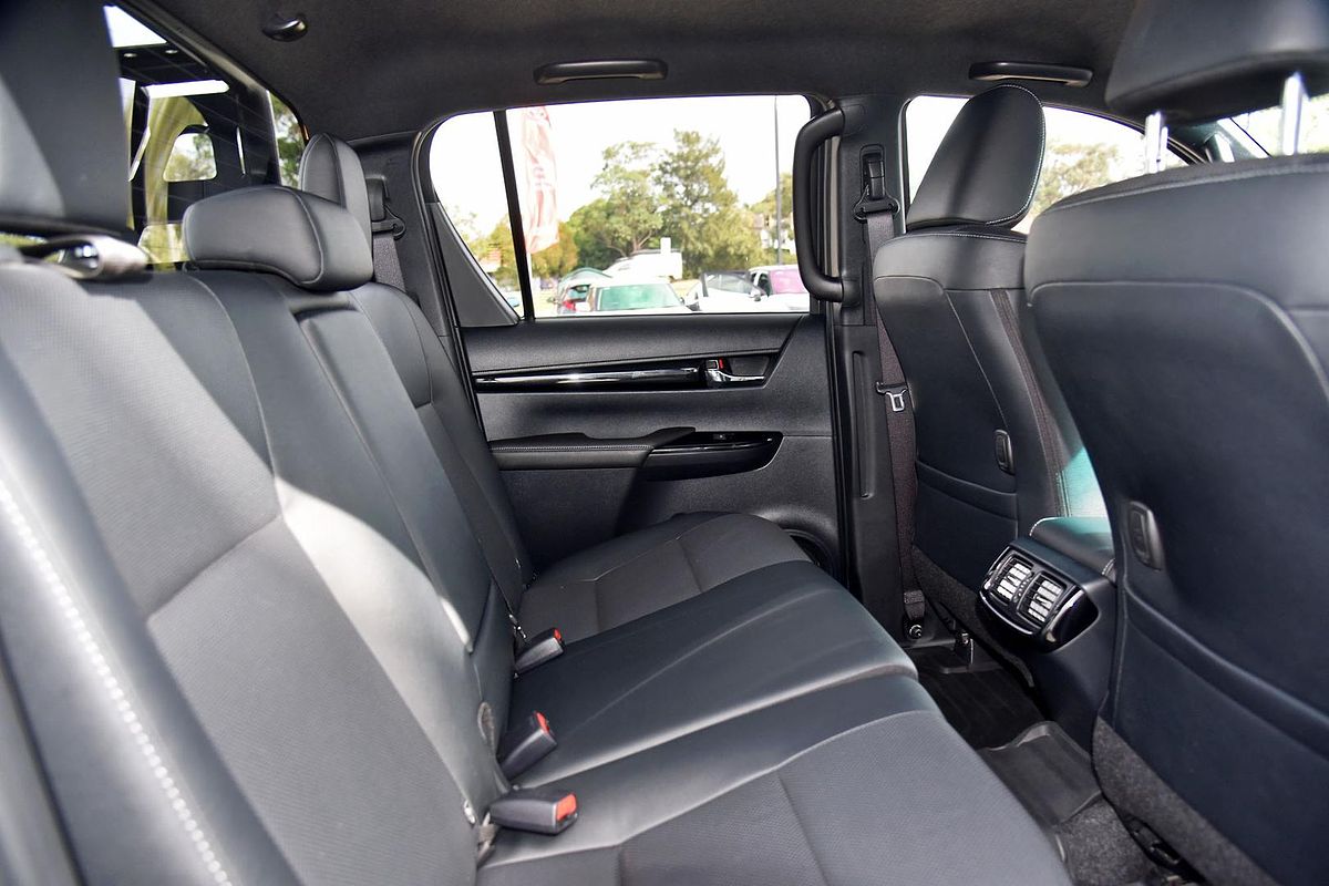 2020 Toyota Hilux Rugged X GUN126R 4X4