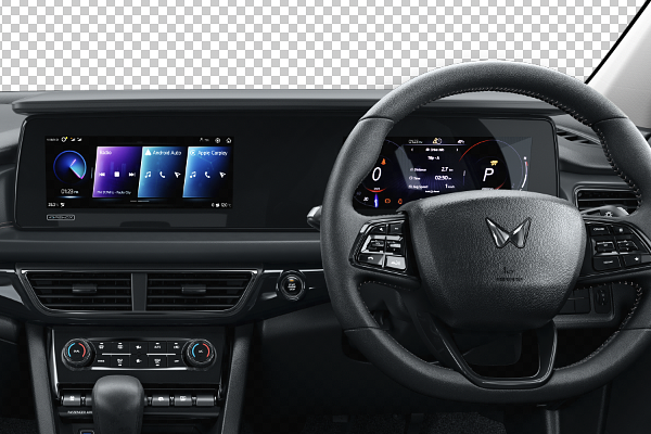 2025 Mahindra XUV700 AX7L