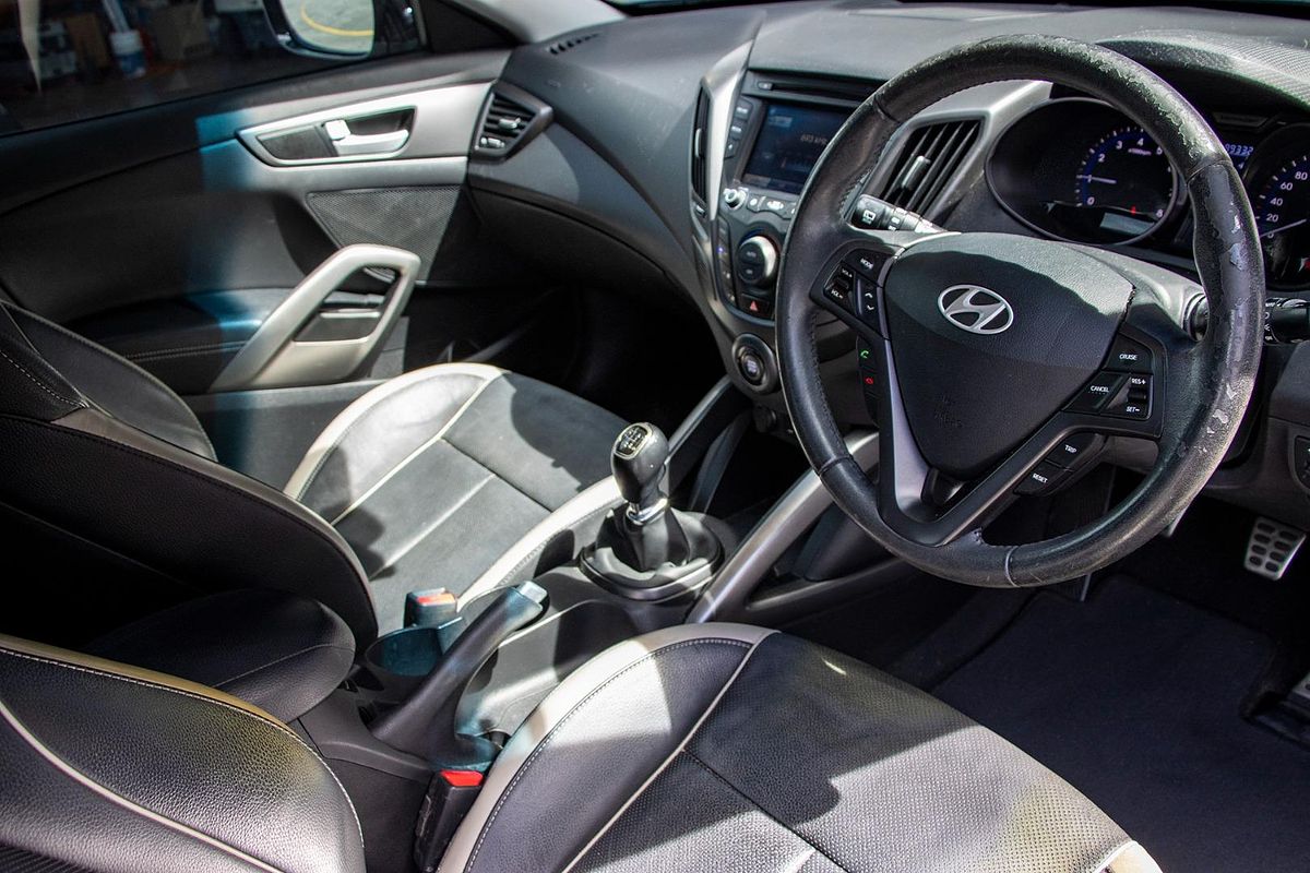 2012 Hyundai Veloster SR Turbo FS2