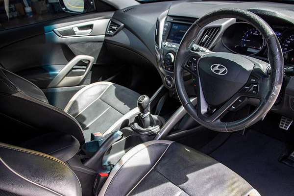 2012 Hyundai Veloster SR Turbo FS2