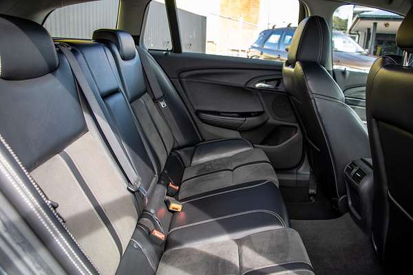 2016 Holden Commodore SV6 VF Series II