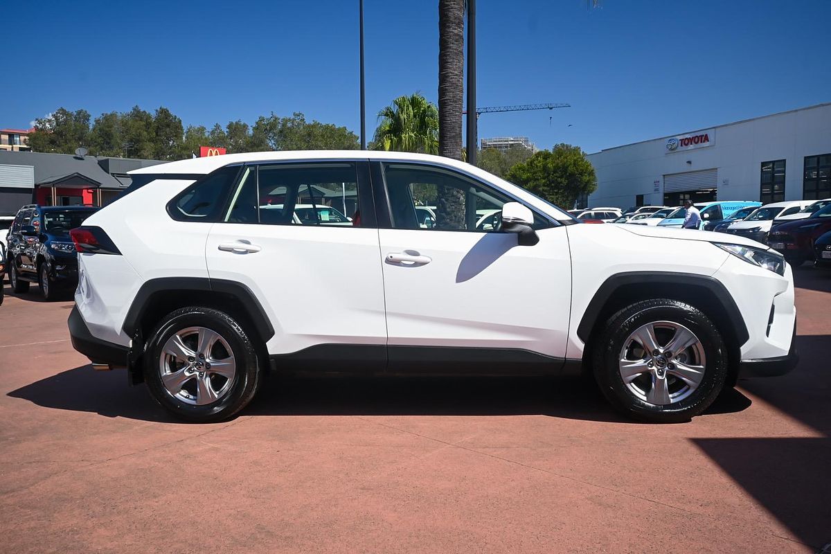 2022 Toyota RAV4 GX MXAA52R