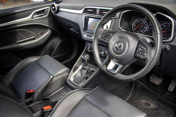 2019 MG ZS Essence AZS1
