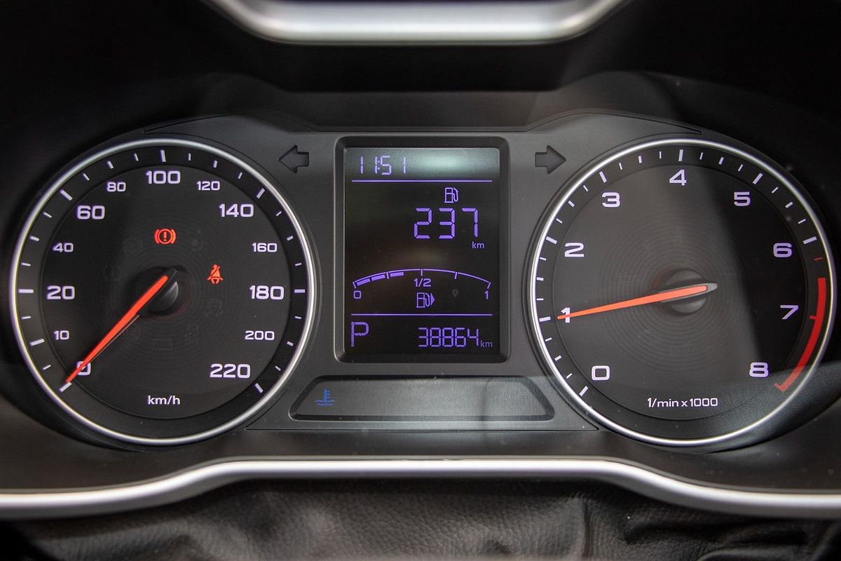 2019 MG ZS Essence AZS1