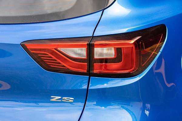 2019 MG ZS Essence AZS1