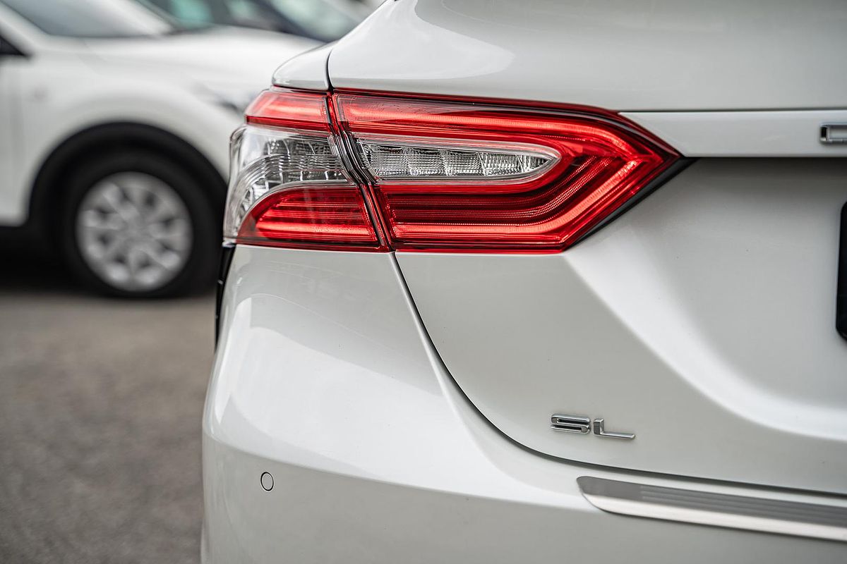 2019 Toyota Camry SL GSV70R