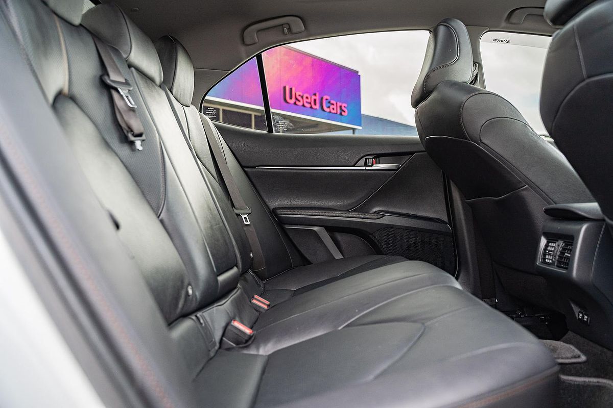 2019 Toyota Camry SL GSV70R