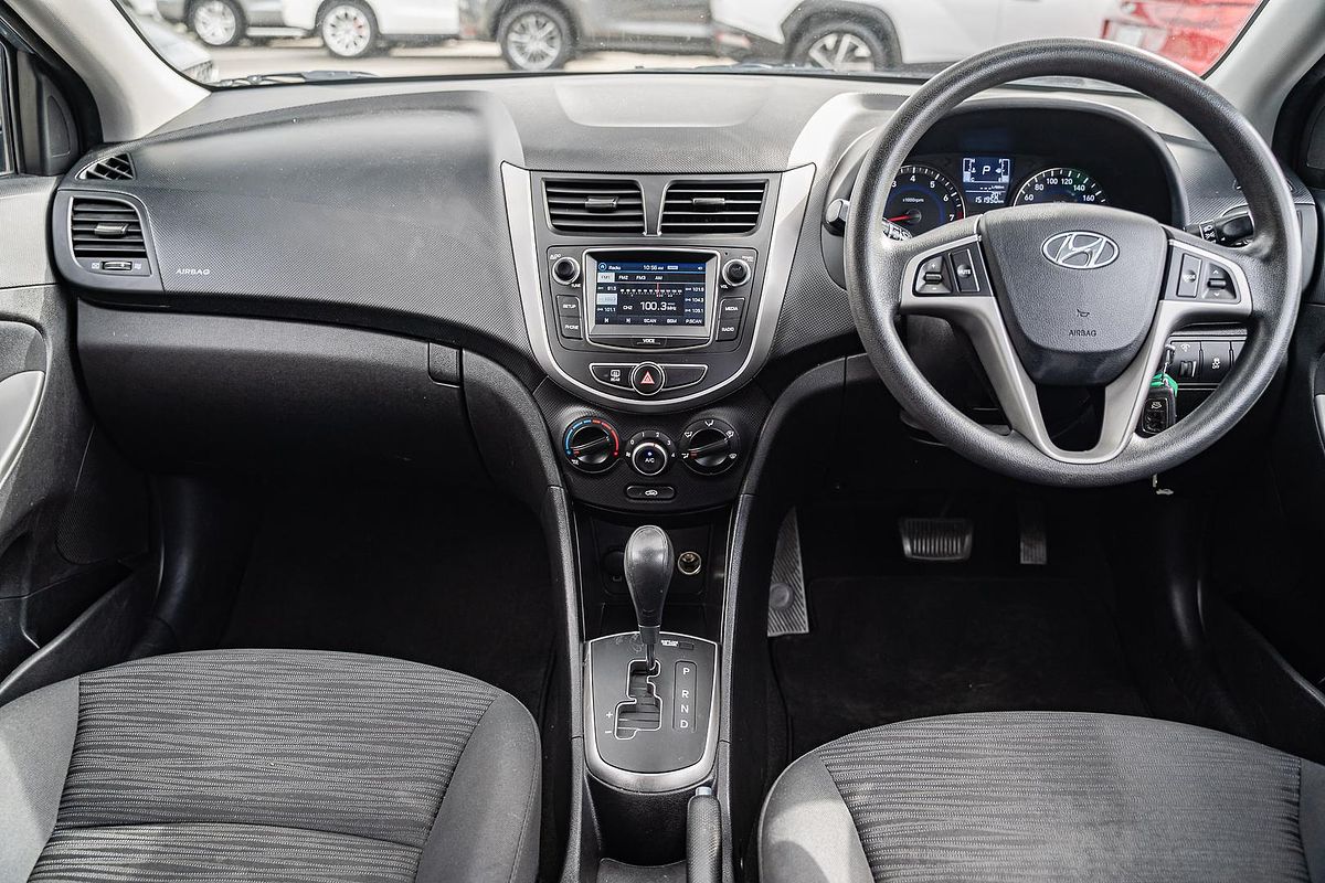 2017 Hyundai Accent Active RB4