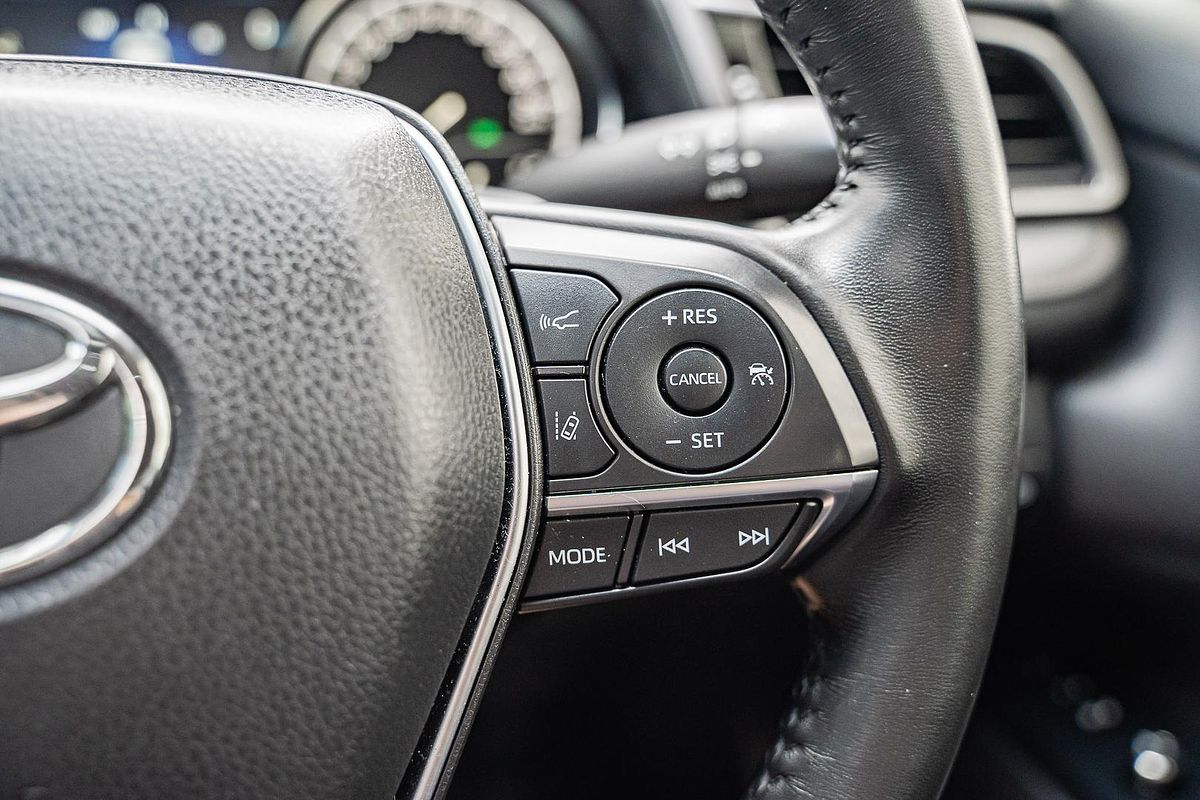 2019 Toyota Camry SL GSV70R