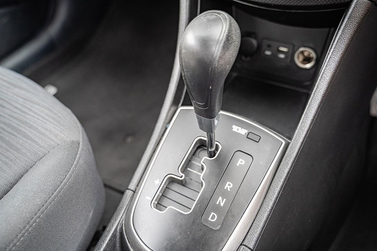 2017 Hyundai Accent Active RB4