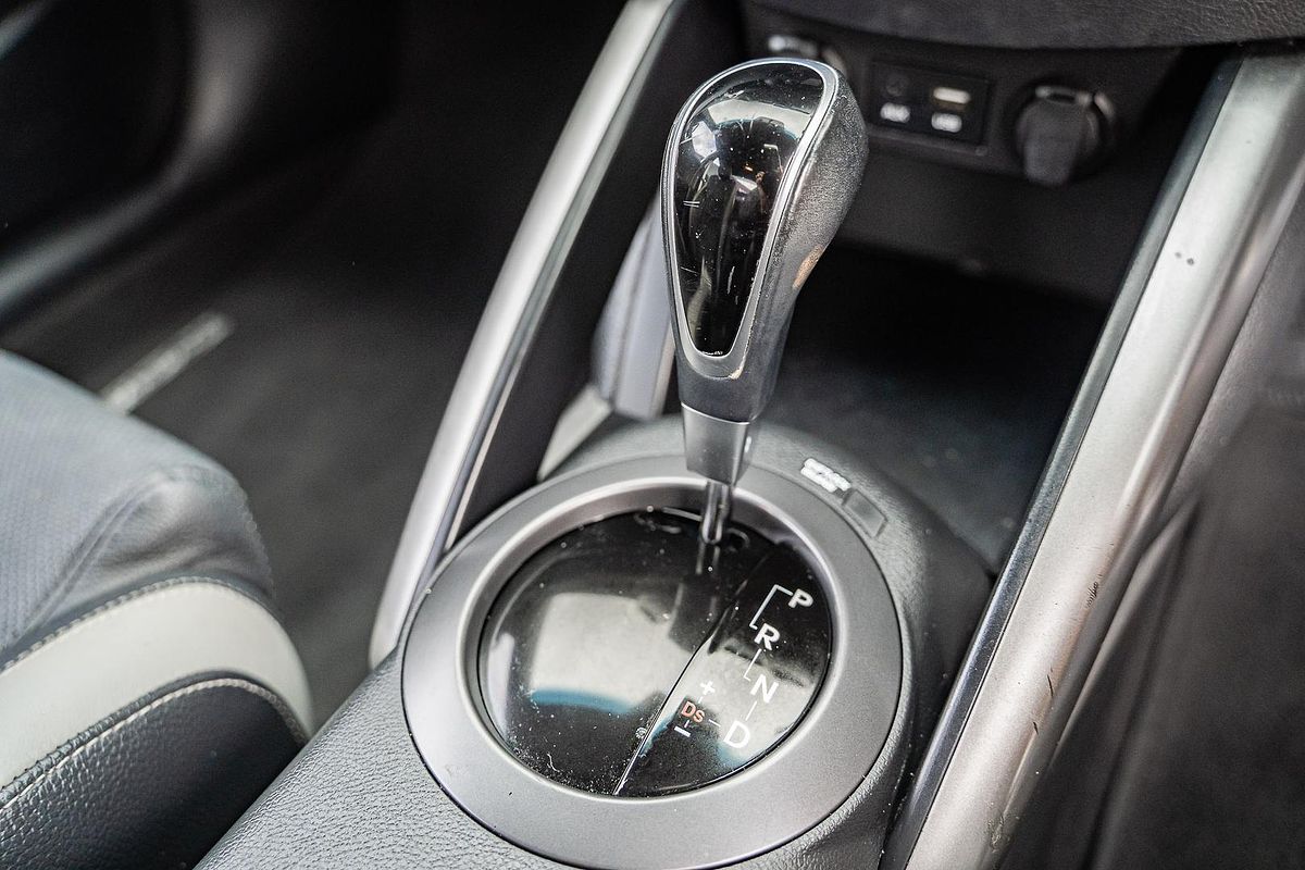 2016 Hyundai Veloster SR Turbo FS4 Series II