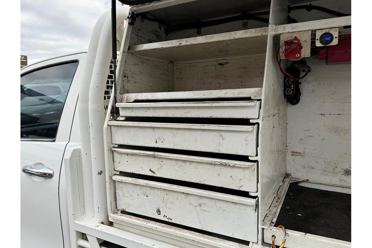 2015 Toyota Hilux SR GUN126R 4X4