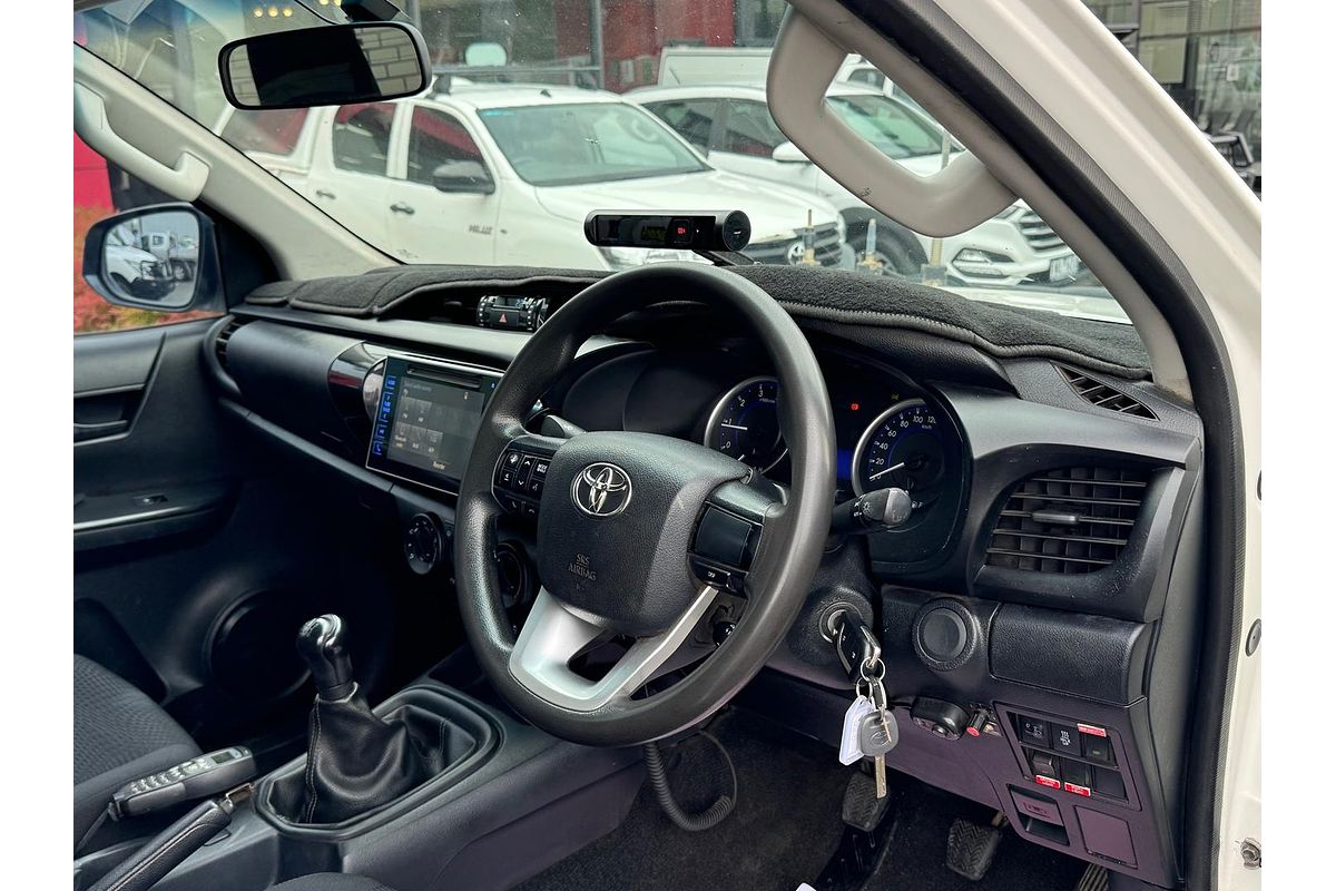 2015 Toyota Hilux SR GUN126R 4X4
