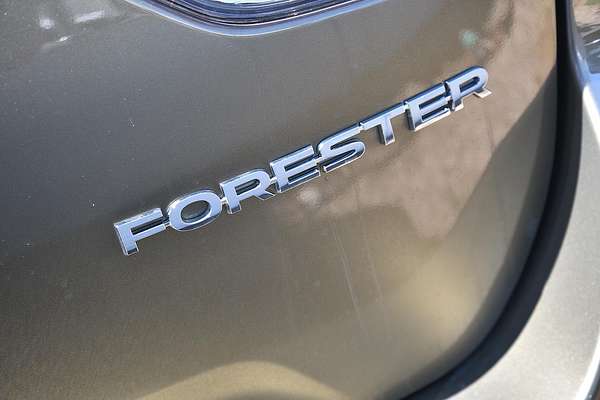 2024 Subaru Forester 2.5i-S S5