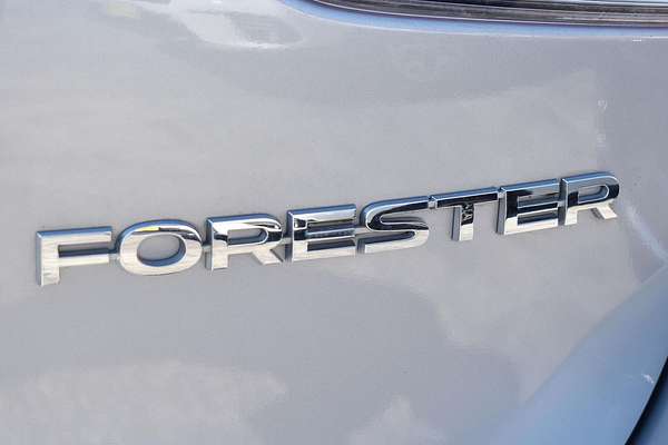 2022 Subaru Forester 2.5i Premium S5