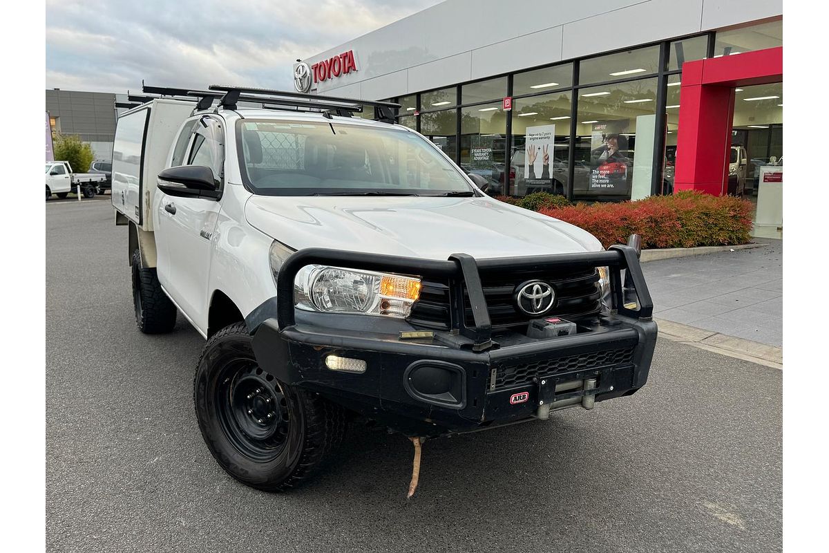 2015 Toyota Hilux Workmate GUN125R 4X4