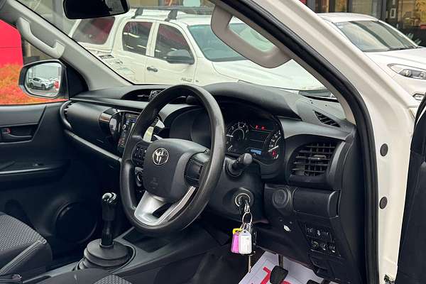 2015 Toyota Hilux Workmate GUN125R 4X4