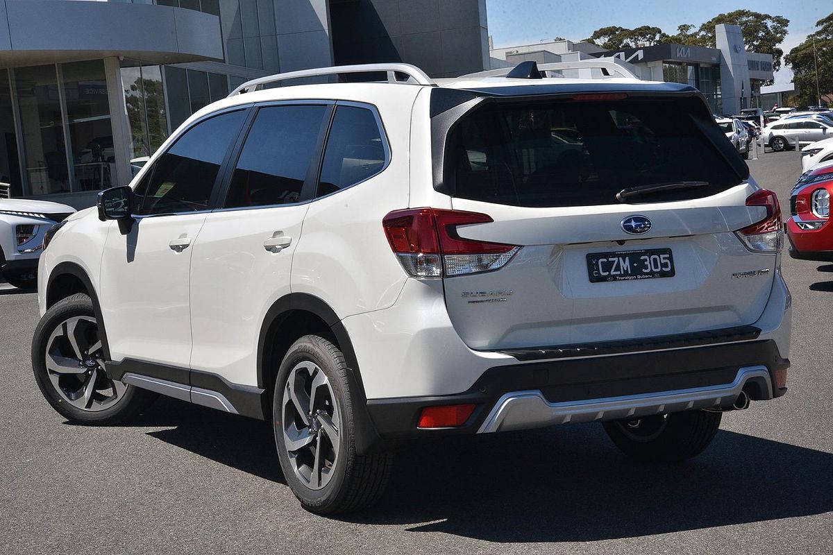 2024 Subaru Forester 2.5i-S S5