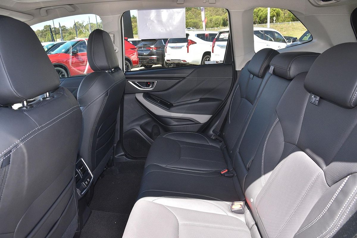 2024 Subaru Forester 2.5i-S S5